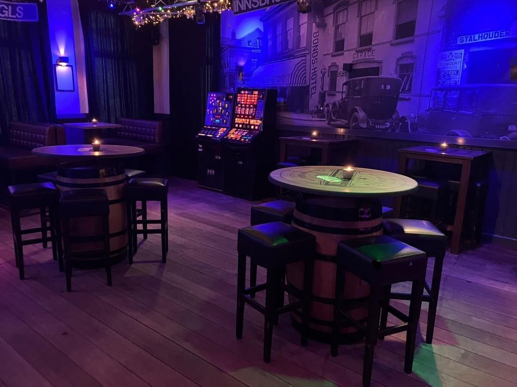 Heineken Bier statafel van wijnvat ''De Kornschuur'', Ophalen of Verzenden, Nieuw, Reclamebord, Plaat of Schild, Heineken