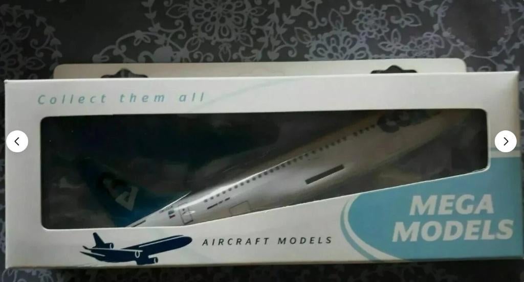 CCA Central Charter Airlines Boeing 737-300 1/200 schaal, Ophalen of Verzenden, Nieuw, Schaalmodel