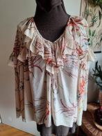 Leuke blouse maat s m l roesjes, Ophalen of Verzenden, Zo goed als nieuw, Maat 38/40 (M), Beige