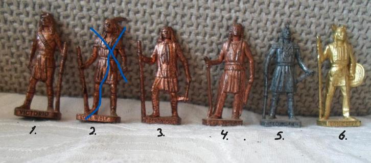 Ferrero metalen figuurtjes. (2) Zie omschrijving, Verzamelen, Verrassingseieren, Zo goed als nieuw, Overige typen, Ophalen of Verzenden