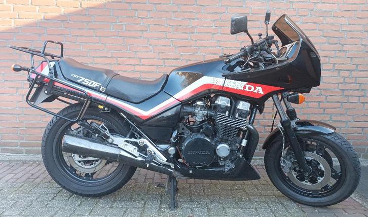 HONDA CBX 750 F uit 30-06-1984 met 37000 km, Motoren, Motoren | Honda, Particulier, Toermotor, meer dan 35 kW, 4 cilinders, Motorrijbewijs A