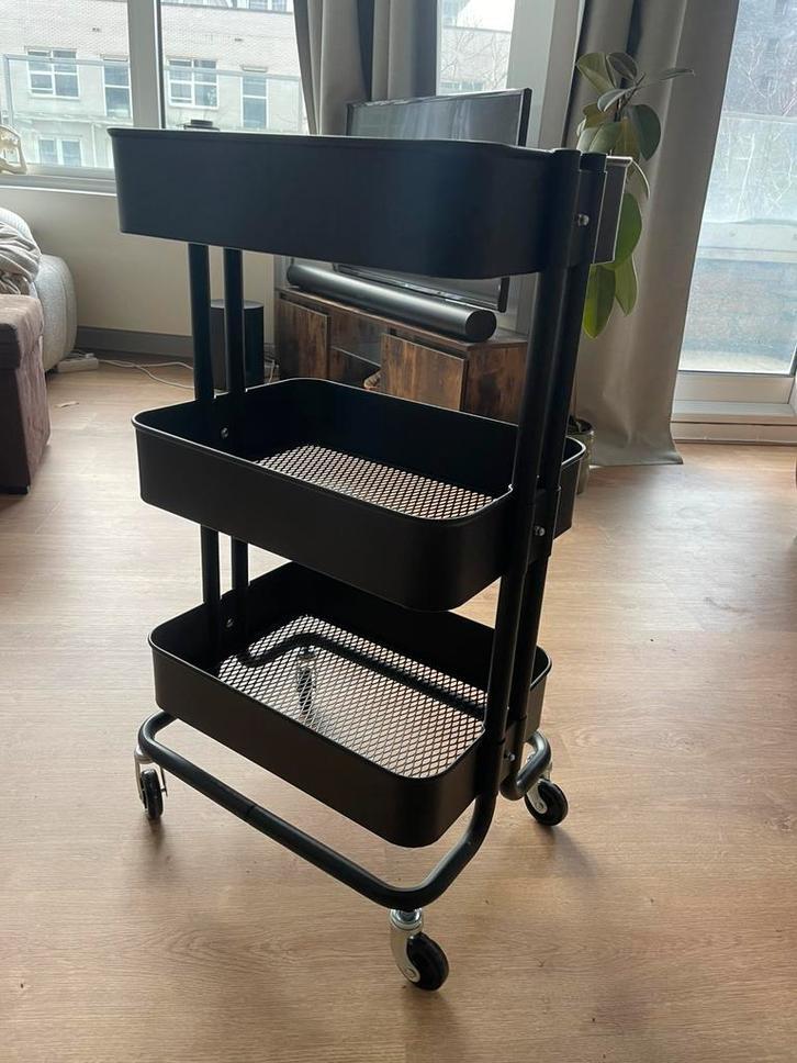 Zwarte metalen trolley (hog qualiteit) op wielen – als nieuw, Huis en Inrichting, Woonaccessoires | Overige, Zo goed als nieuw