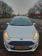 Ford Fiësta TITANIUM X-PACK 1.5 TDCI 95PK 2015, Auto's, Ford, Voorwielaandrijving, Stof, 1036 kg, Wit