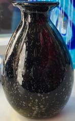 Vaasje klein mini glas zwart luchtbellen gaaf oud uniek, Antiek en Kunst, Antiek | Glas en Kristal, Ophalen of Verzenden