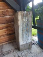 Hele oude Zuil of Pilaar. 32 x 38 cm . Hoog 95. Beschilderd, Huis en Inrichting, Woonaccessoires | Zuilen en Pilaren, Ophalen of Verzenden