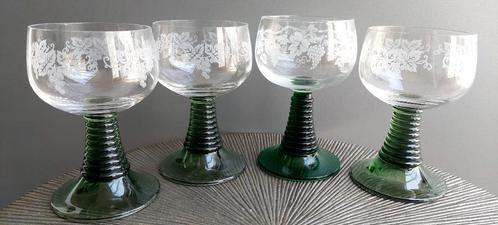 4 Grote 13 cm roemer wijn glazen wijnglas vintage, Huis en Inrichting, Keuken | Servies, Zo goed als nieuw, Glas of Glazen, Overige stijlen