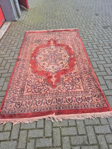 Prachtig groot  oud vloerkleed 260x160 beschikbaar voor biedingen