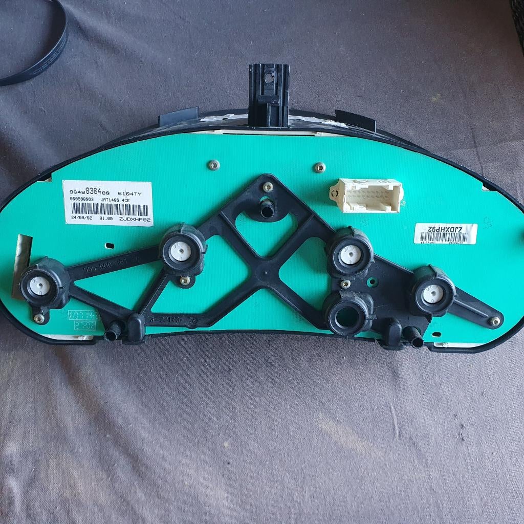 dashboard kmteller peugeot 206, Auto-onderdelen, Ophalen of Verzenden, Gebruikt, Peugeot