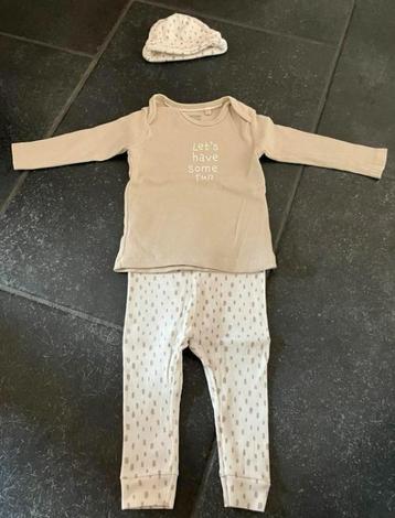 Nieuw! Newborn setje maat 68 shirtje, broekje en mutsje beschikbaar voor biedingen