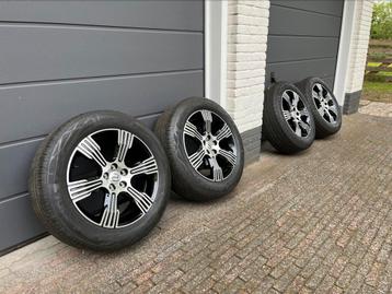 Volvo XC40 Continental 18” Inscription zomerset ZGAN beschikbaar voor biedingen