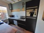 Degelijke keuken incl. apperatuur, Huis en Inrichting, Keuken | Complete keukens, Ophalen, Gebruikt, Bruin, Hoekkeuken