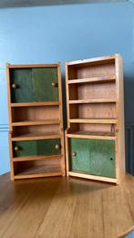 Vintage barbiekastjes met kapstok, Verzamelen, Poppenhuizen en Toebehoren, Ophalen, Gebruikt