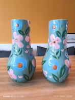 2 kleurrijke vazen, Huis en Inrichting, Ophalen of Verzenden, Overige kleuren, Glas, Minder dan 50 cm