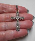 Zilveren kruis hanger met markasiet steentjes nr.1749