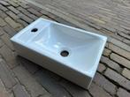 Nieuwe porseleinen fontein 40x23x13 cm, Huis en Inrichting, Badkamer | Badkamermeubels, Minder dan 50 cm, Nieuw, Ophalen of Verzenden