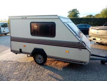 Kip 300 kk Kompakt caravan  beschikbaar voor biedingen
