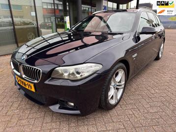 BMW 5-serie Touring 520i Executive M Sport / Automaat / Xeno beschikbaar voor biedingen