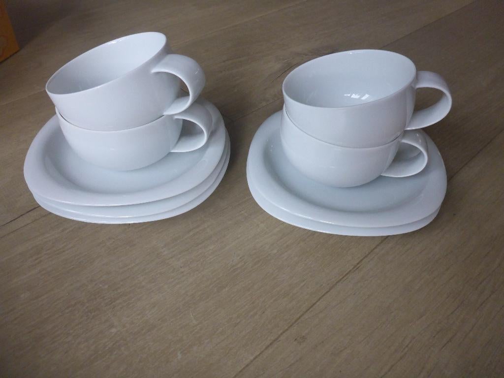 Rosenthal studio linie suomi kop en schotels., Huis en Inrichting, Keuken | Servies, Ophalen of Verzenden, Zo goed als nieuw, Overige stijlen