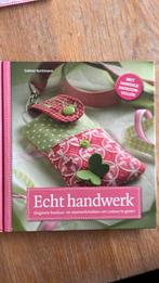 Sabine Kortmann - Echt handwerk Naaiboek met patronen, Boeken, Hobby en Vrije tijd, Ophalen of Verzenden, Sabine Kortmann