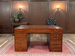 Klassiek Engels bureau (partnerdesk) #547, Huis en Inrichting, Bureaus, Ophalen of Verzenden, Zo goed als nieuw, Bureau