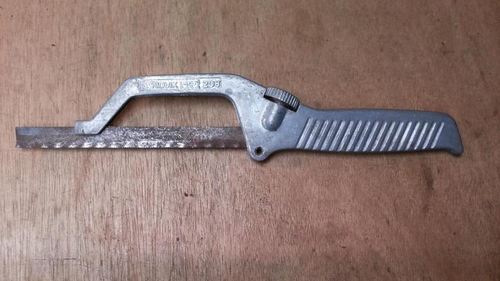 Sandvik metaalzaagbeugel, Doe-het-zelf en Verbouw, Gereedschap | Handgereedschap, Gebruikt, Ophalen of Verzenden