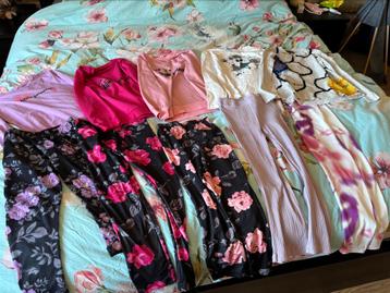5 longsleeves en 5 leggings maat 128 beschikbaar voor biedingen