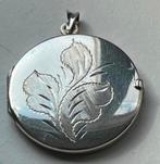 Grote zilveren medaillon voor twee foto's gegraveerd, Sieraden, Tassen en Uiterlijk, Antieke sieraden, Ophalen of Verzenden, Zilver