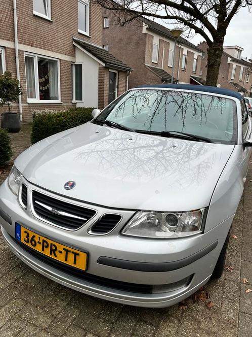 Saab 9-3 2.0 T Cabrio AUT 2004 Grijs, Auto's, Saab, Particulier, Saab 9-3, Benzine, F, Cabriolet, Automaat, Origineel Nederlands