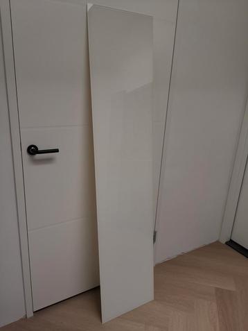 Glasplaat  beschikbaar voor biedingen