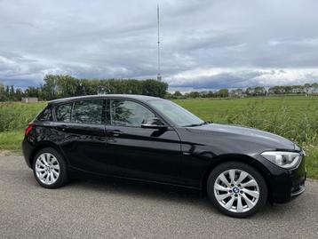 BMW 1-Serie 118i 5DR orig.NL PDC Xenon Navi 121dkm beschikbaar voor biedingen