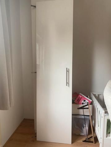 Ikea kastadeur pax Fardal