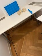 2 ikea bureaus in goede staat gratis ophalen, Ophalen, Zo goed als nieuw