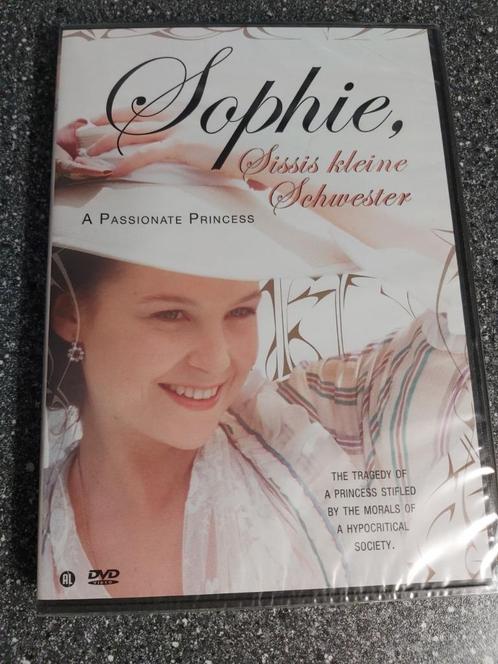 DVD SOPHIE SISSIS KLEINE SCHWESTER (nieuw in plastic), Cd's en Dvd's, Dvd's | Drama, Nieuw in verpakking, Alle leeftijden, Ophalen of Verzenden