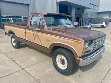 1984 Ford F250 5.8L V8 NL Kenteken APK 2650KG trekgewicht beschikbaar voor biedingen