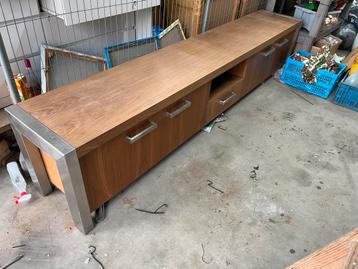 Robuust laag dressoir 292cm