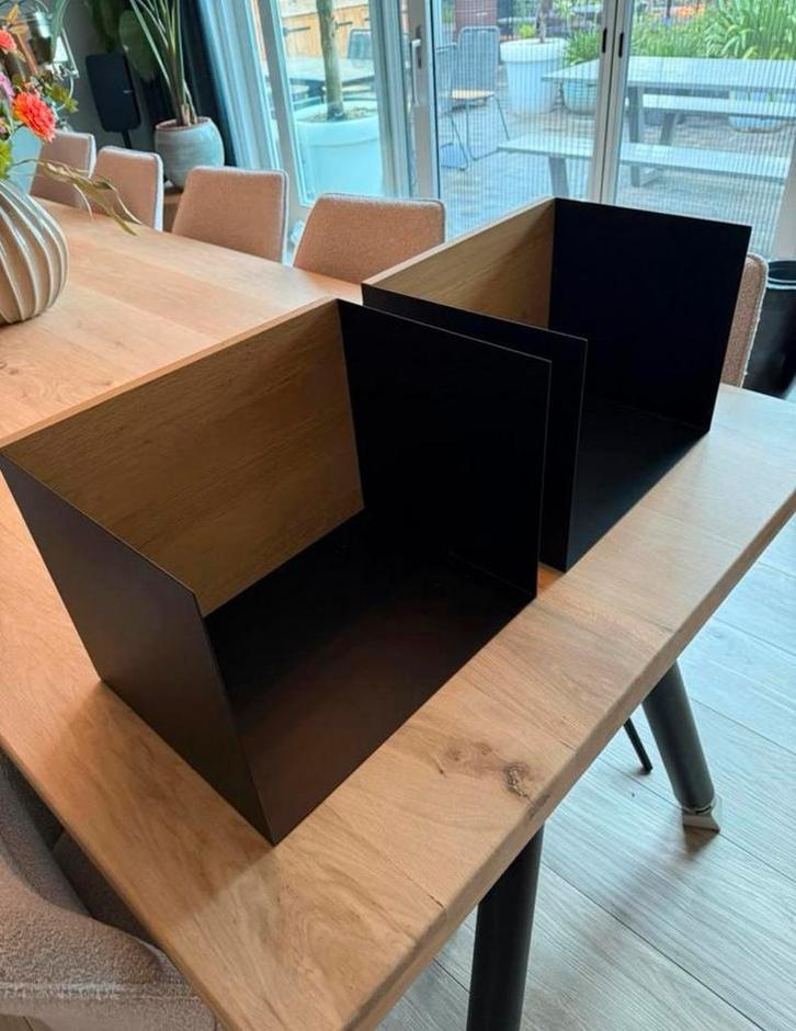 Ethnicraft U Shelf 2 stuks, Huis en Inrichting, Woonaccessoires | Wandplanken en Boekenplanken, Zo goed als nieuw, Ophalen of Verzenden