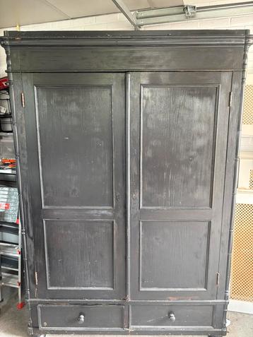 oude kast 1.82 x 1.24 x 0.50 beschikbaar voor biedingen
