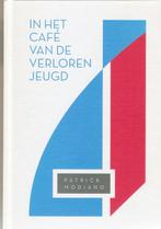 Patrick Modiano - In het cafe van de verloren jeugd, Ophalen of Verzenden, Zo goed als nieuw, Patrick Modiano