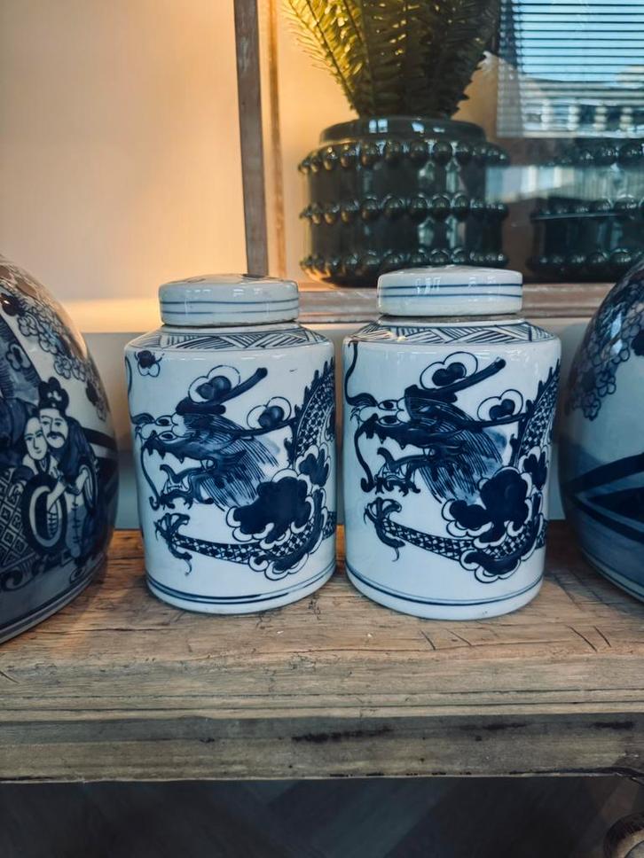 2 chinese dekselvazen tabakspot gemberpotten delfts blauw, Antiek en Kunst, Antiek | Vazen, Ophalen of Verzenden
