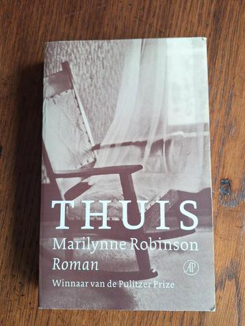 Marilynne Robinson - Thuis beschikbaar voor biedingen