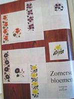 Borduurpatroon  Bloemen randjes   nr 8993, Hobby en Vrije tijd, Borduren en Borduurmachines, Verzenden, Nieuw, Handborduren, Patroon