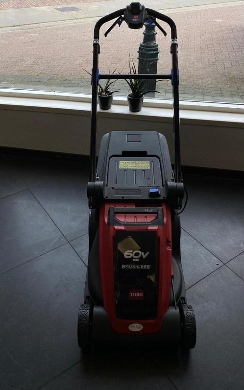 Grasmaaier Toro 21844, Tuin en Terras, Grasmaaiers, Zo goed als nieuw, Accu-grasmaaier, 40 t/m 49 cm, Cirkelmaaier, Opvangbak