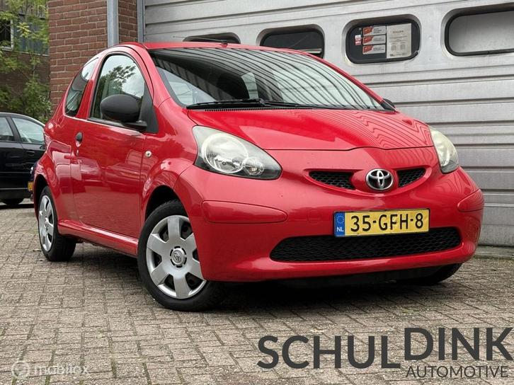 Toyota Aygo 1.0-12V |20 euro p/m wegenbelasting|zuinig, Auto's, Toyota, Bedrijf, Te koop, Aygo, ABS, Airbags, Alarm, Radio, Startonderbreker