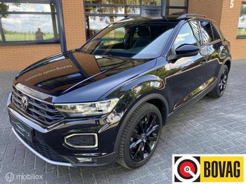 Volkswagen T-Roc I 1.5 TSI DSG BlackStyle | Camera| Trekhaak beschikbaar voor biedingen