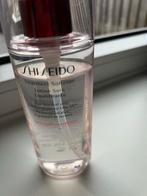 Shiseido Serum & Lotion - Klein beetje gebruikt, Gebruikt, Gehele gezicht, Wit, Ophalen of Verzenden