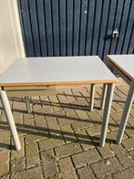 2 schoolbankjes/tafeltjes, Gebruikt, Rechthoekig, Minder dan 55 cm, Hout