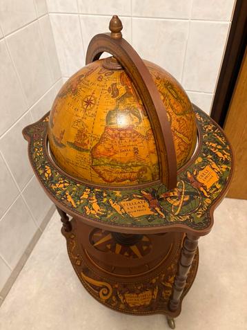 Antieke bar globe drank wereldbol barglobe globebar minibar beschikbaar voor biedingen