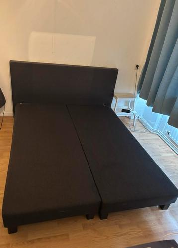 Zwart 2 persoonsbed 200/160cm beschikbaar voor biedingen