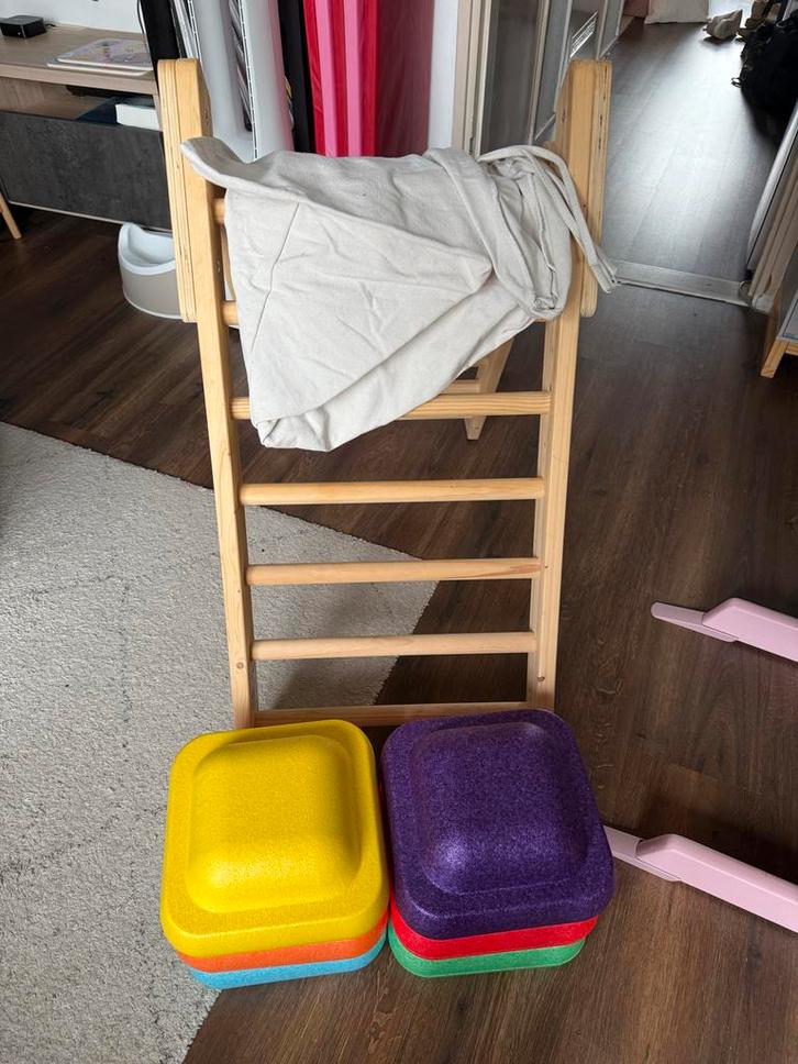 Klimrek met speeltent en stapelstenen, Kinderen en Baby's, Speelgoed | Buiten | Speeltoestellen, Zo goed als nieuw, Ophalen