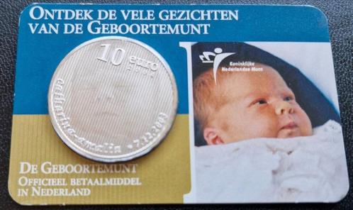 Nederland De Geboortemunt Amalia tientje 2004 in coincard, Postzegels en Munten, Munten | Nederland, Losse munt, Euro's, Koningin Beatrix